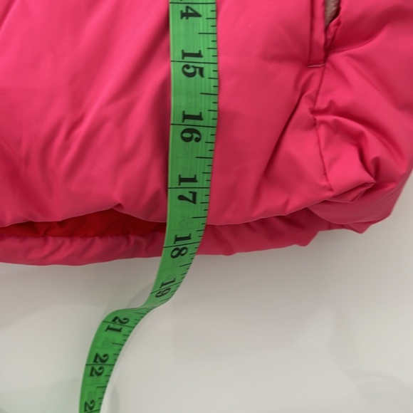 NEW / Crewcuts Girls' metallic cropped puffer jacket with PrimaLoft® - Picture 7 of 8